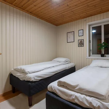 Cozy City Top-floor Apt Appartamento *