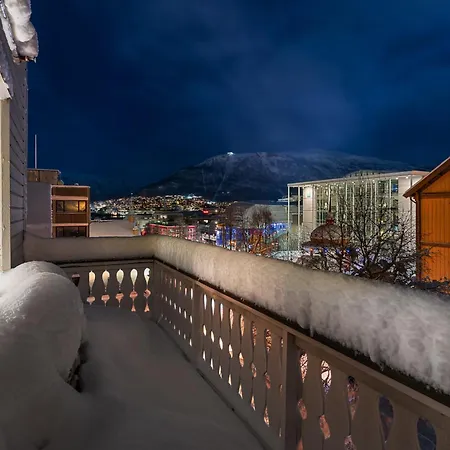 Appartamento Cozy City Top-floor Apt *
